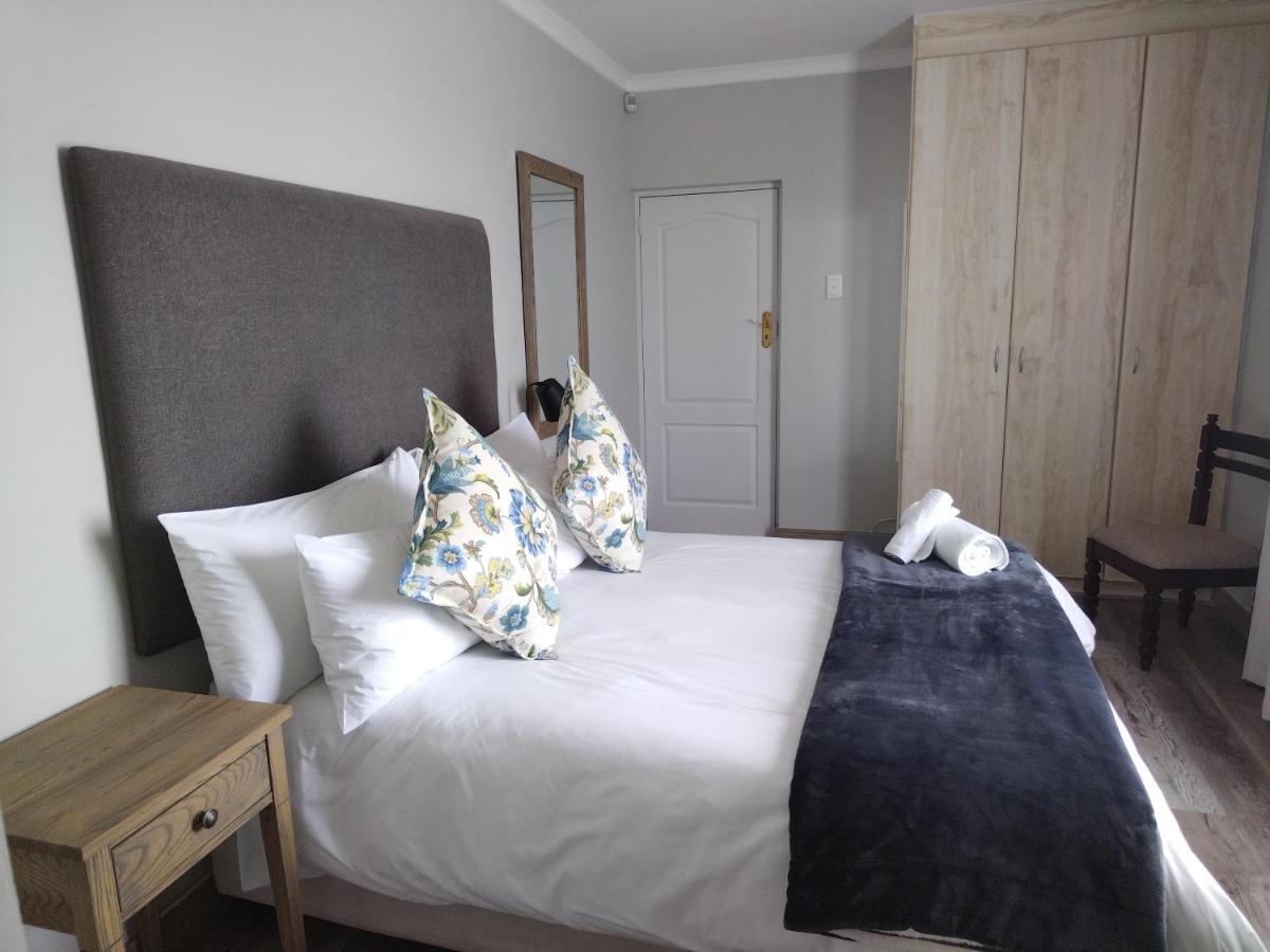 Blue Owl Guest House Mossel Bay Dış mekan fotoğraf