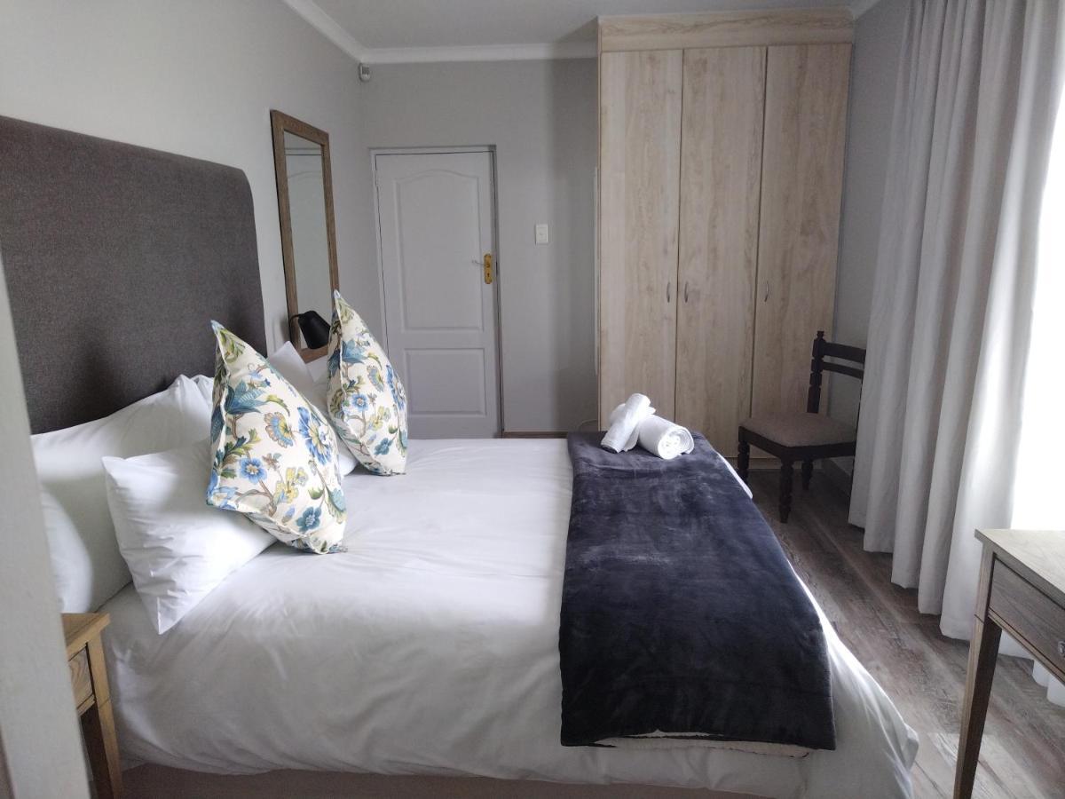 Blue Owl Guest House Mossel Bay Dış mekan fotoğraf